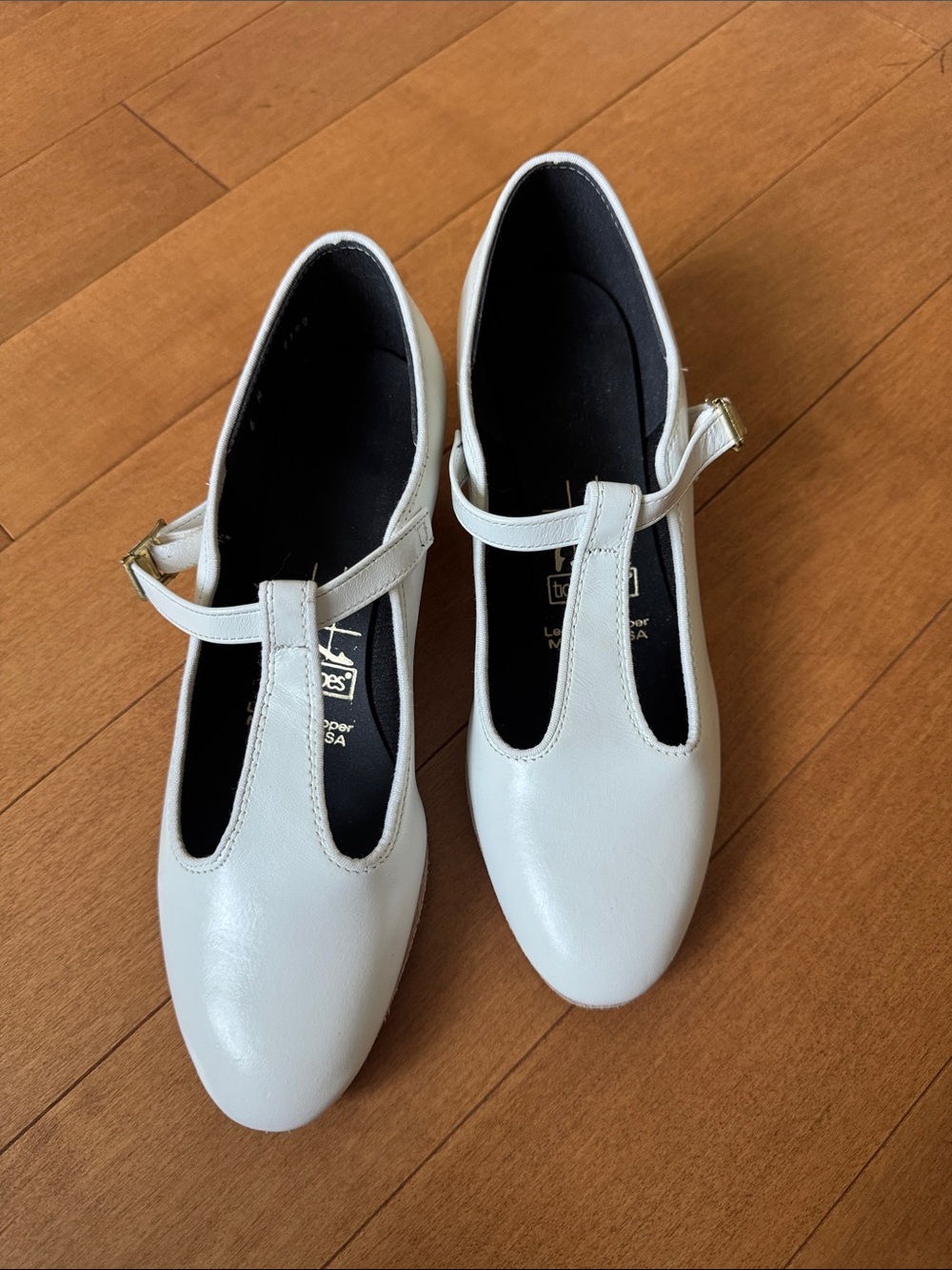 NWOT Tictactoes Leather Dance Shoes in 6